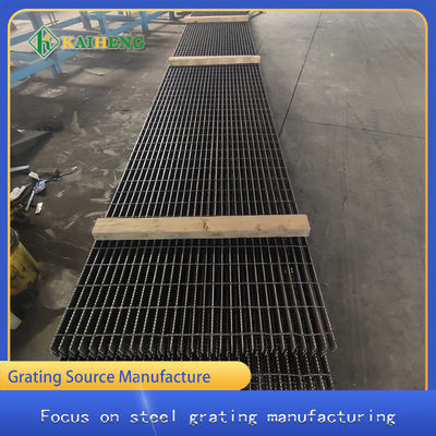 दबाव-वेल्डेड स्टील झंझरी अनुकूलित गर्म डुबकी जस्ती